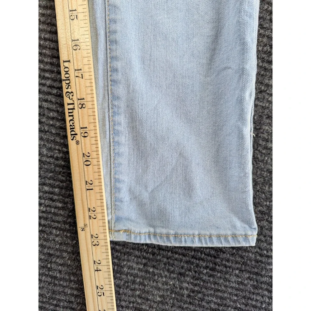 Levis Jeans Boys 8 Blue Denim Light Wash Distressed 5 Pocket Classic Bootcut